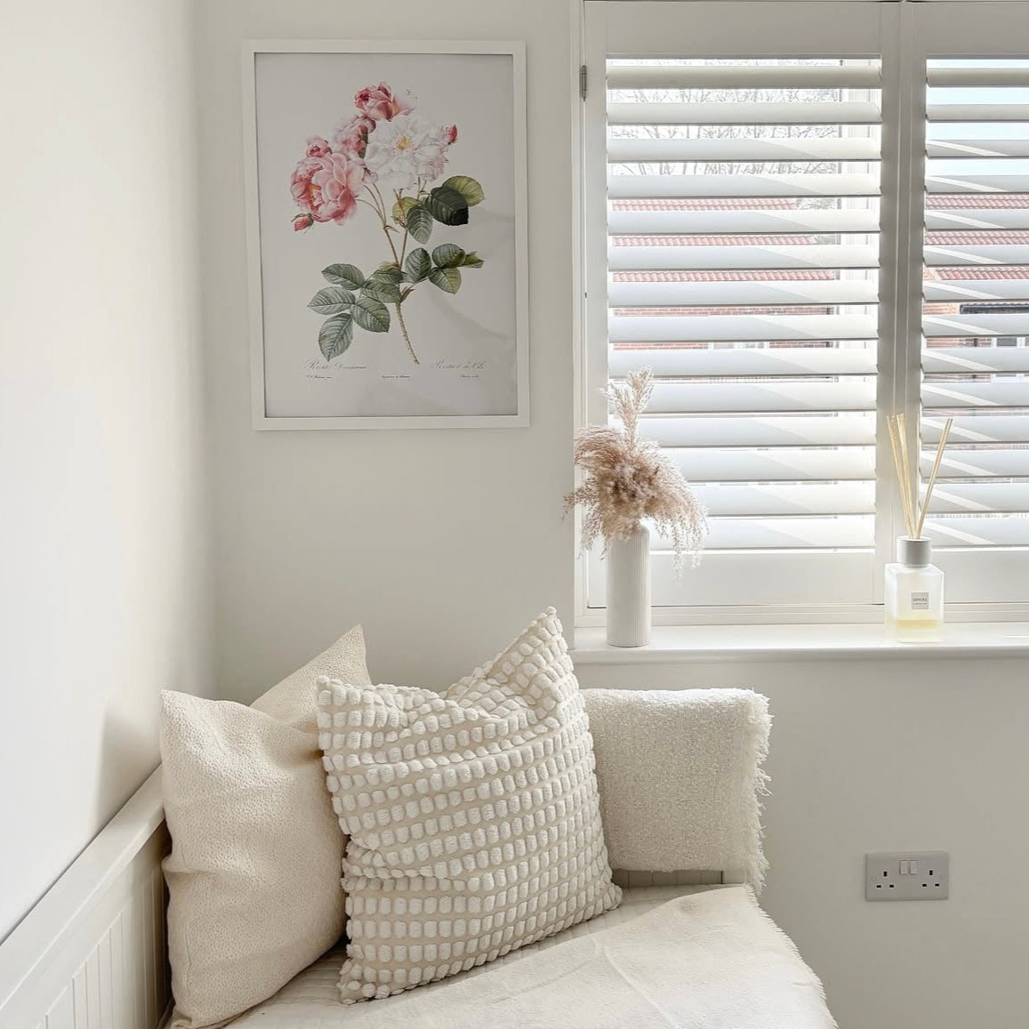 Seven Sisters Roses, Les Roses (1817–1824) Print